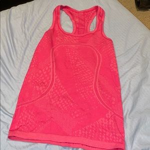 lululemon tank